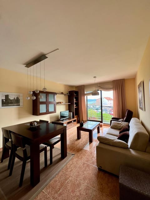 TV and multimedia, Living room, Dining area