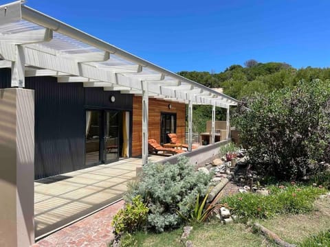 Patio, Garden view