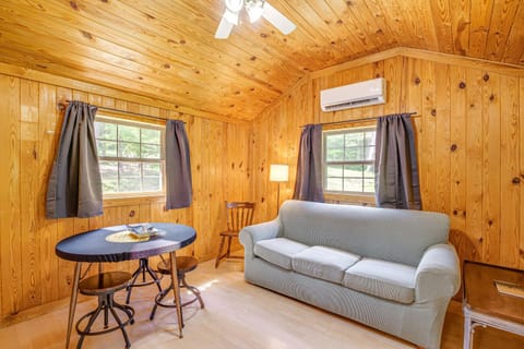 Serene Clarkson Cabin about 4 Mi to Nolin Lake Access! Cabin in Nolin Lake