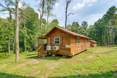 Clarkson Cabin Near Nolin Lake 4 Mi to Boat Ramp! Cabin in Nolin Lake