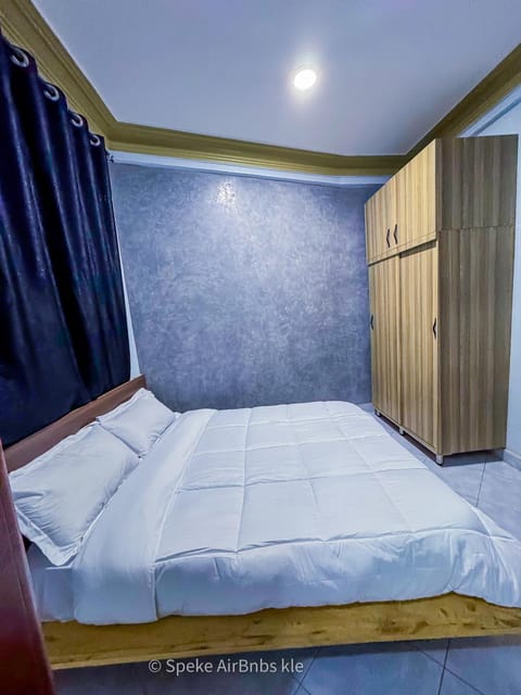 Bed, Bedroom, wardrobe
