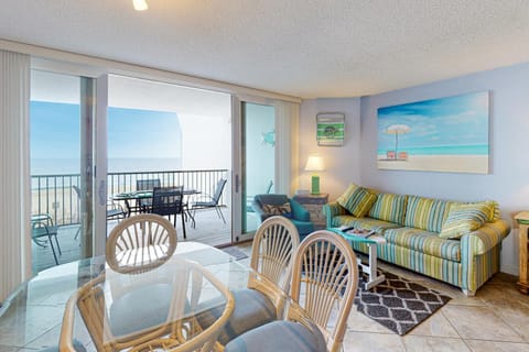 Pyramid 3M Apartment in Ocean City