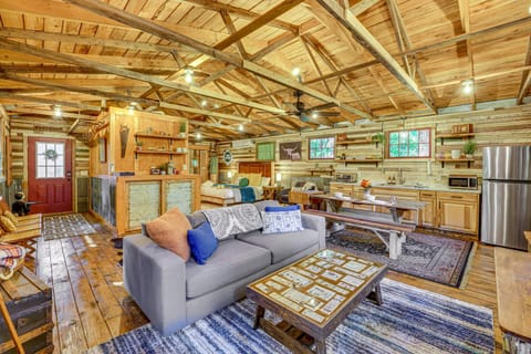 Unique Eureka Springs Cabin Deck and Forest Views! Cabin in Carroll County