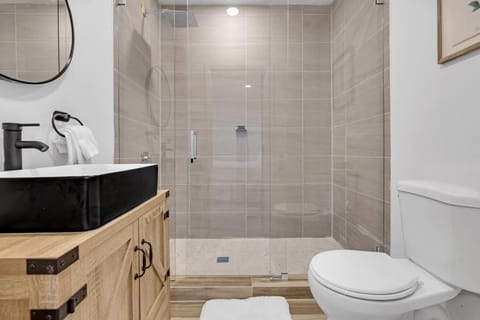 Spacious Retreat with Green Areas 8 ppl House in Miami