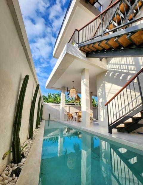Property building, Patio, Day, View (from property/room), Balcony/Terrace, Pool view, Swimming pool