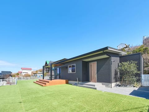Property building, Balcony/Terrace