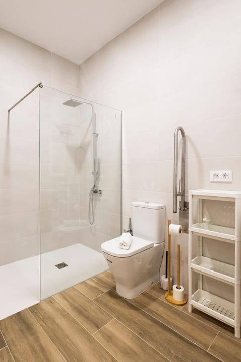 La casa de la pintora by Concept Flats Apartment in Valencia