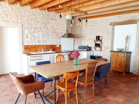 Le Pavillon Vougeot - Bonnes Mares - SPA House in Bourgogne-Franche-Comté