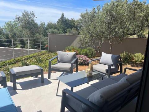 Day, View (from property/room), Balcony/Terrace, Sea view