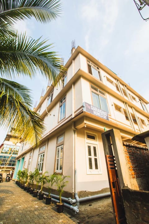 Property building, Day