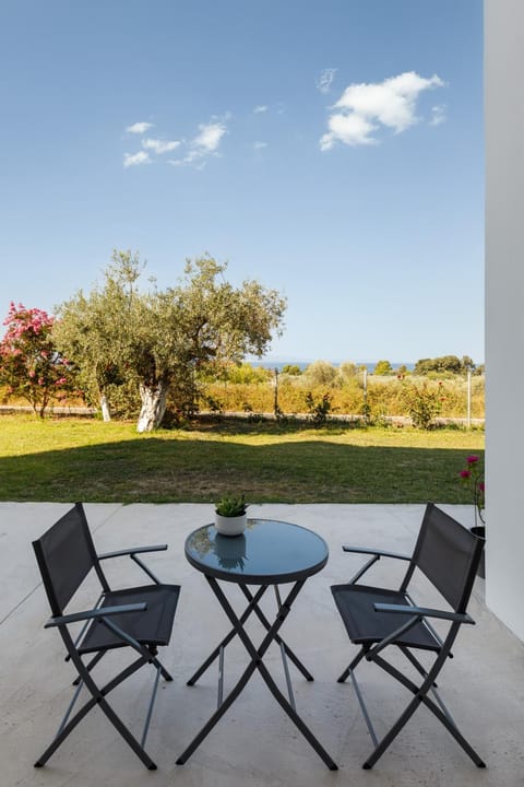Patio, Day