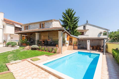 Property building, Patio, Garden view, Pool view, Swimming pool