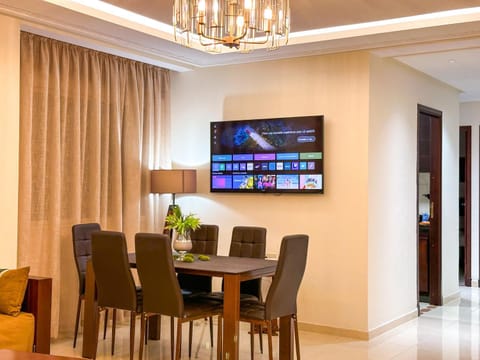 TV and multimedia, Seating area, Dining area, Evening entertainment