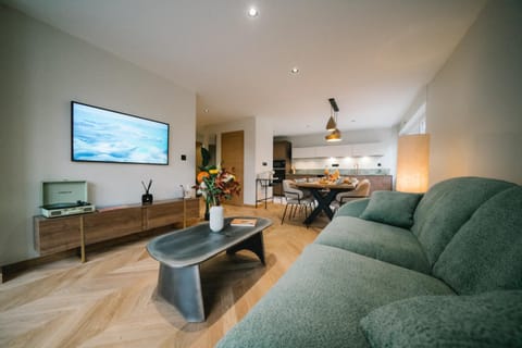 TV and multimedia, Living room