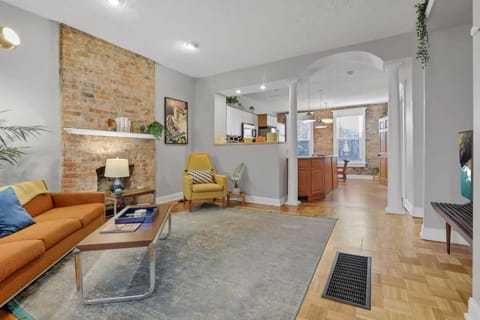 The Goodale House - 2 Units - 4 BR 5 Bath House in Ohio