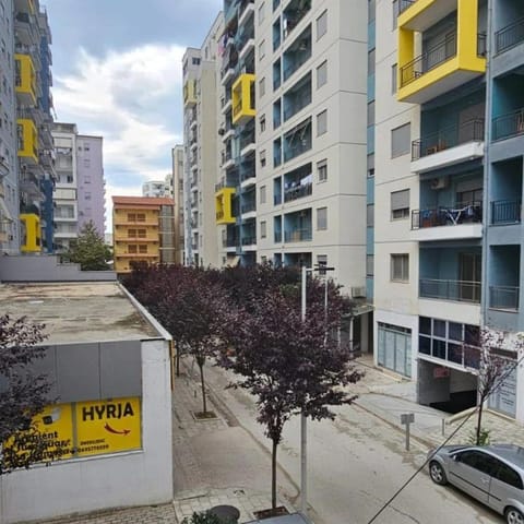 City view, Street view
