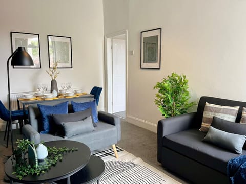 Cozy 2 BR apartment perfect for family friends Apartment in Sunderland