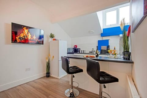 5 minute walk from Bury city centre -1 bed flat Apartment in Bury