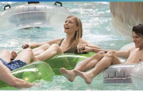 The Beautiful & Cozy Malvec Chalet House in Coolbaugh Township