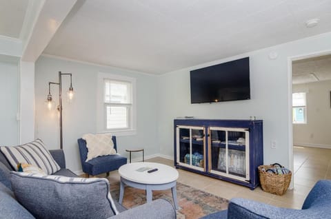 parK Avenue by Bryant Real Estate House in Kure Beach