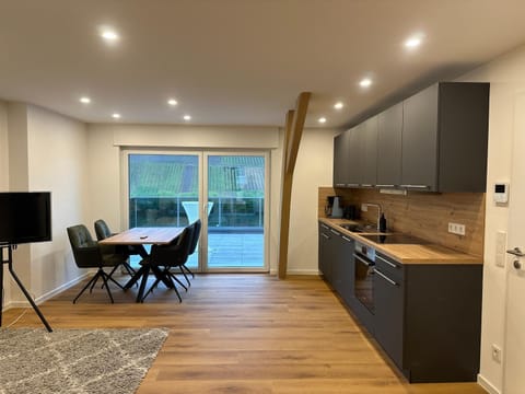 View (from property/room), Dining area, kitchen