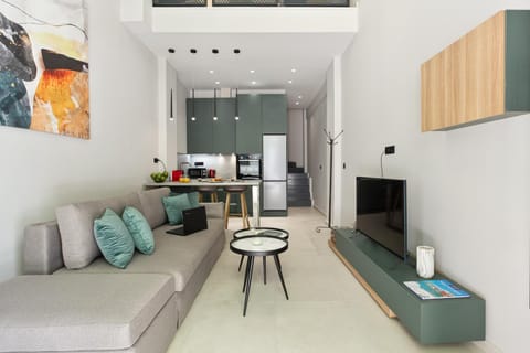 Kitchen or kitchenette, Living room, Seating area