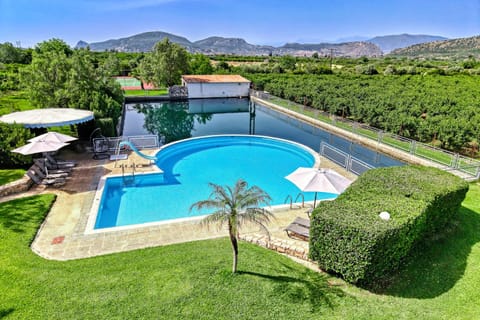 Spring, Day, Natural landscape, Garden, Garden view, Landmark view, Landmark view, Mountain view, Pool view, Swimming pool, sunbed