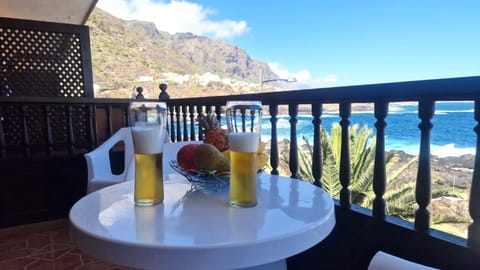 View (from property/room), Balcony/Terrace, Sea view