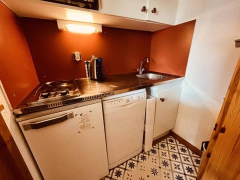 Studio cosy 4 pers avec balcon, proche pistes et centre. Animaux admis. - FR-1-757-129 Apartment in Landry