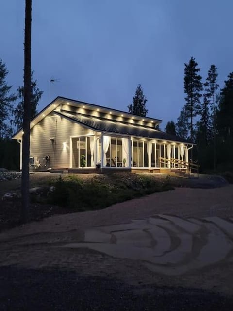 Property building, Night