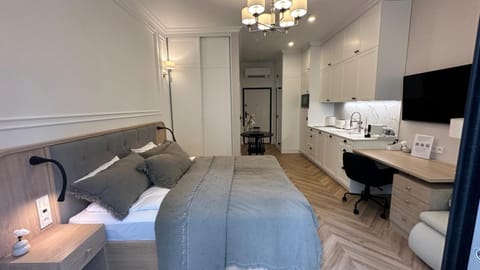 Living room, Photo of the whole room, Bedroom