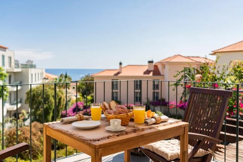 Natural landscape, View (from property/room), Balcony/Terrace