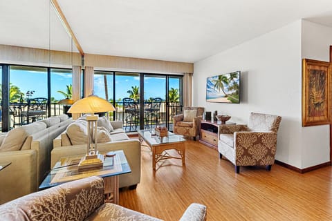 Kihei Akahi D502 Apartment in Wailea