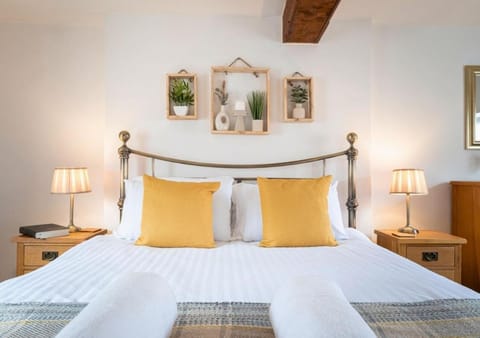 Diston's Lane - Beautiful 2BD Home, Perfect For Family Retreat! House in Chipping Norton