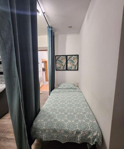 La petite loge de l'ile Apartment in Nantes