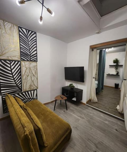 La petite loge de l'ile Apartment in Nantes