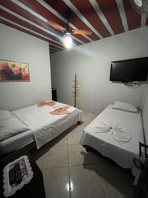 Vila Hibisco Pousada Saquarema Bed and Breakfast in Saquarema