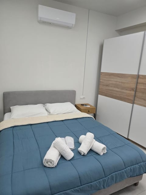 Shipyard view apartment Apartment in Kavala