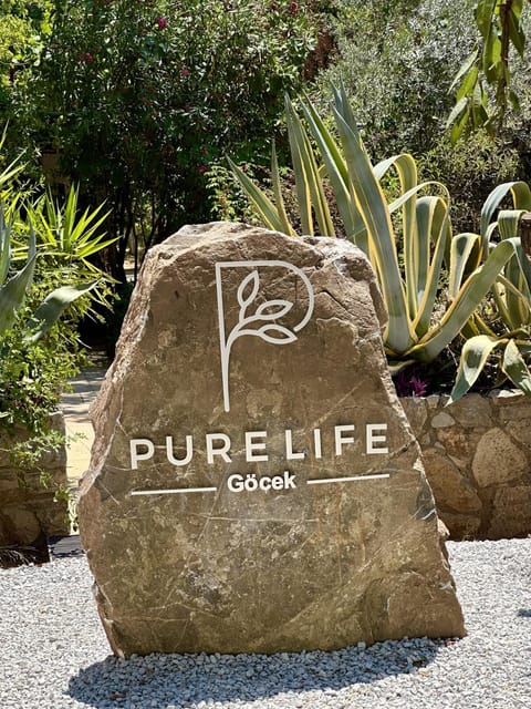 Property logo or sign