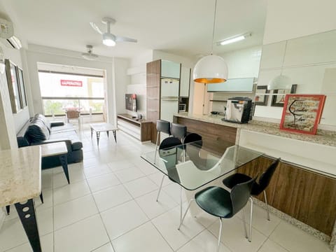 Kitchen or kitchenette, Living room, Dining area, pet friendly