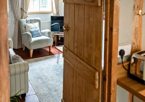 Poppy Cottage - Cosy 2 Bedroom, Perfect for Family! House in Stratford-upon-Avon