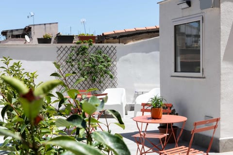 Day, Balcony/Terrace