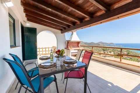 Patio, Day, Natural landscape, View (from property/room), Balcony/Terrace, Living room, Dining area, Sea view