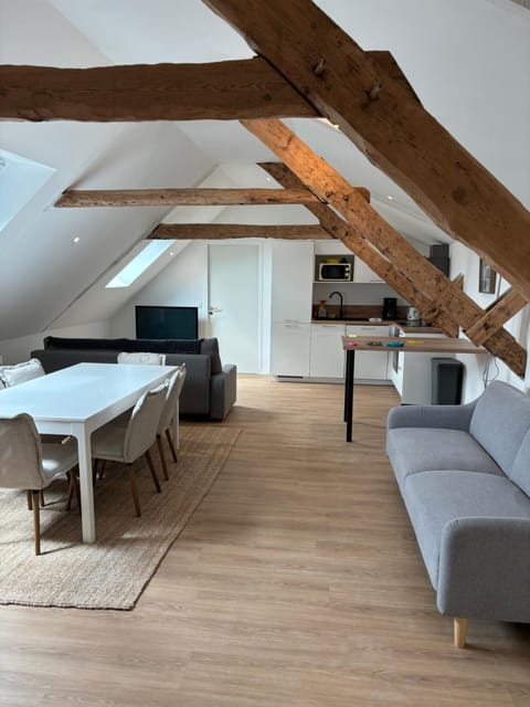 Kitchen or kitchenette, Living room, Dining area