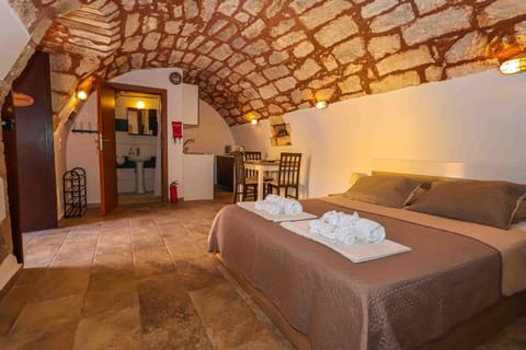 SternesVillage, Lower Ground Floor Apartment hotel in Crete