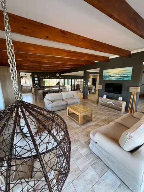 Oppi See Beach House House in Western Cape