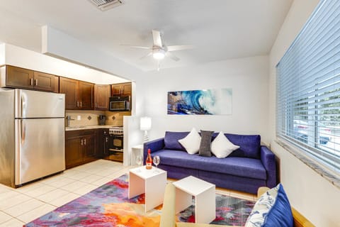 2 Mi to Dtwn Hollywood Vibrant Pet-Friendly Condo Apartment in Hallandale Beach