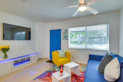 2 Mi to Ocean Dog-Friendly Hallandale Beach Condo Apartment in Hallandale Beach