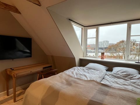 TV and multimedia, Photo of the whole room