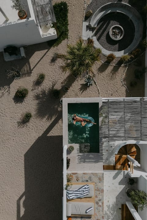 Bird's eye view, Swimming pool